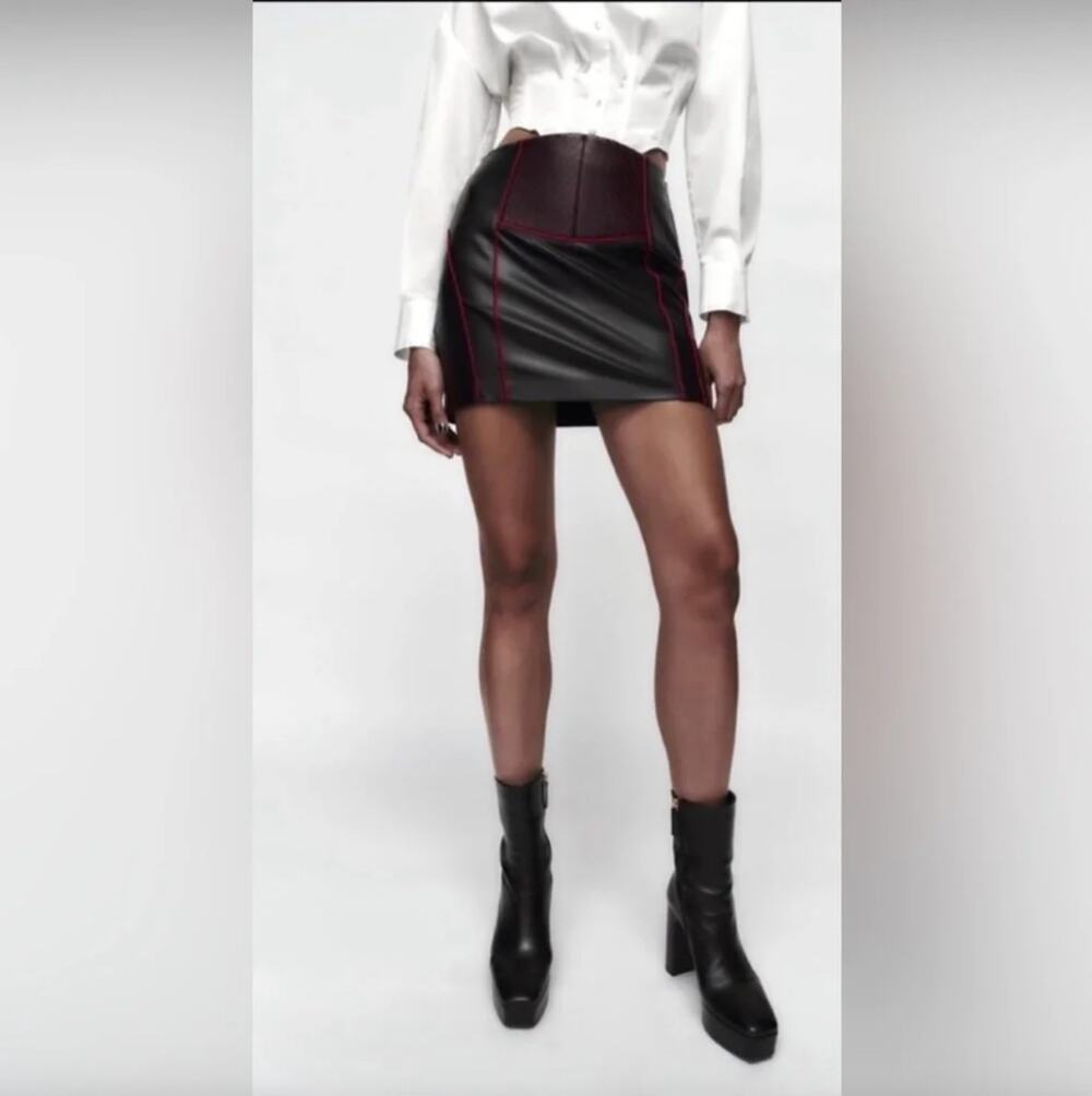 Zara Faux Leather Black Quilted Red Piping Moto Mini Skirt‎ Size L Biker Rock